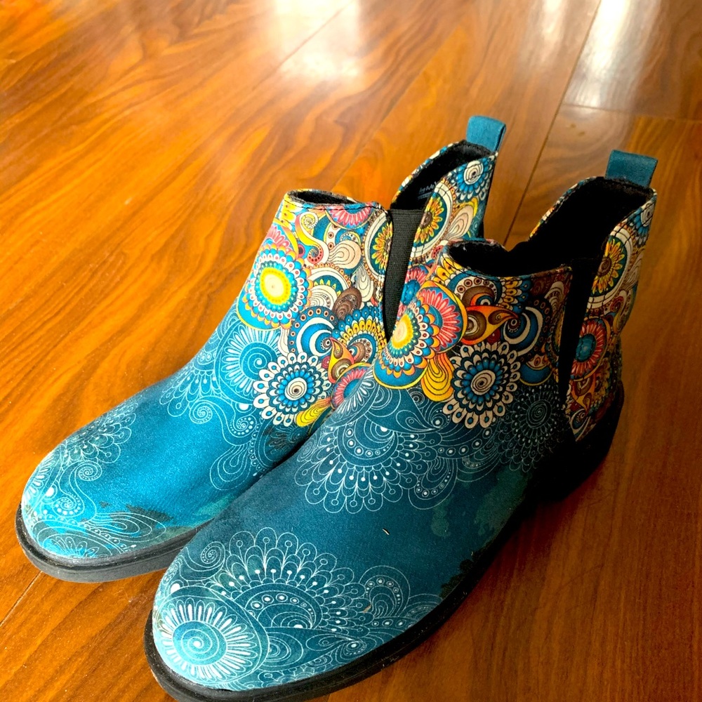 Cute boots